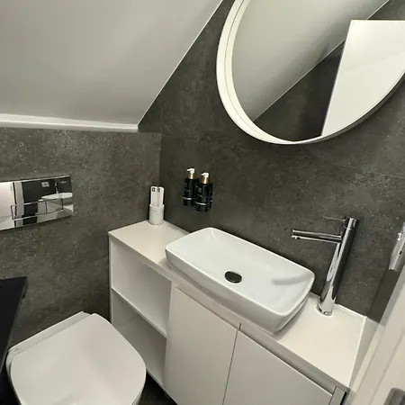 Garden Hill Na Tari * 미트로박