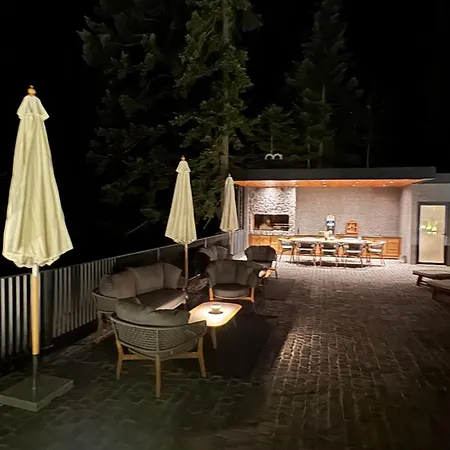 빌라 Garden Hill Na Tari 미트로박