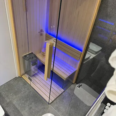 Garden Hill Na Tari * 미트로박