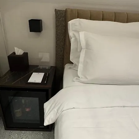 Garden Hill Na Tari *