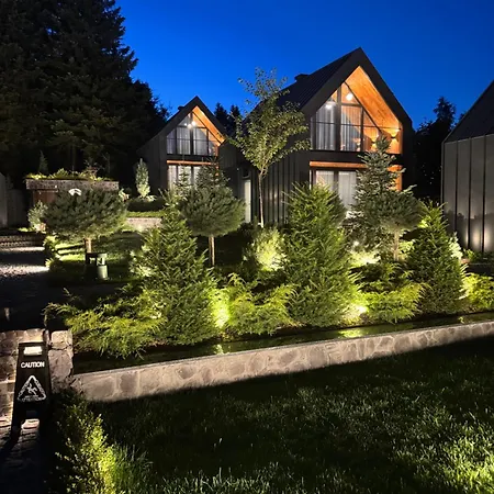 Garden Hill Na Tari * 米特洛瓦克