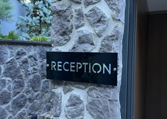 Garden Hill Na Tari *