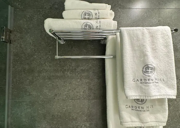 Garden Hill Na Tari *