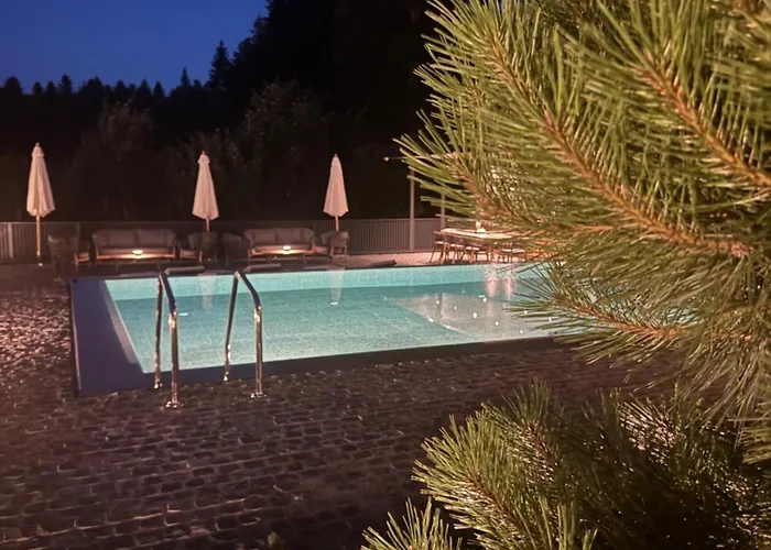 别墅 Garden Hill Na Tari 米特洛瓦克