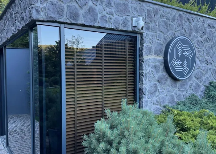 别墅 Garden Hill Na Tari 米特洛瓦克