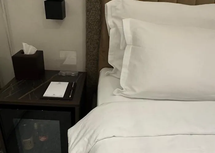 Garden Hill Na Tari *